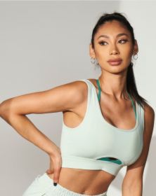 Sports Bra With Front Cut Out (Color: Green, size: medium)